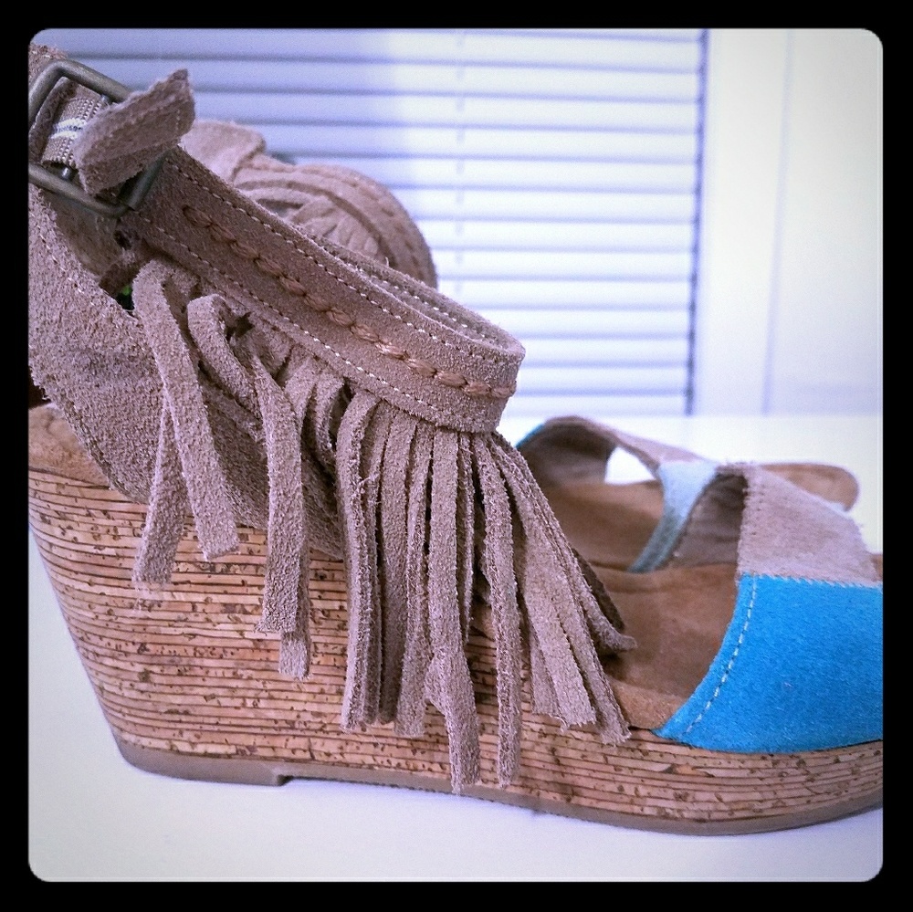 MINNETONKA ESPADRILLE